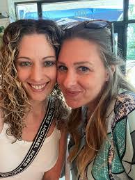 Ashley Lindner's Instagram, Twitter & Facebook