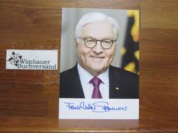 Bundespräsident steinmeier hat angekündigt, für eine weitere amtszeit zu kandidieren. Autogramm Frank Walter Steinmeier Bundesprasident Autogramm Autograph Signiert Signed Signee Von Steinmeier Frank Walter Signed By Author S Manuskript Nbsp Nbsp Papierantiquitat Wimbauer Buchversand