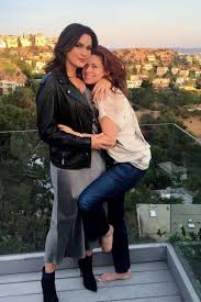 Age, husband, children, net worth. Mariska Hargitay Starportrat News Bilder Gala De