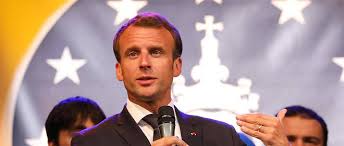 Parole, parole, parole, parole, parole encore des paroles que tu sèmes au vent delon: Reforme De L Europe Macron Demande A Merkel D Etre A La Hauteur Le Point