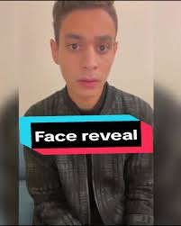 Abdul Rahman Mosad Face Reveal and Beautiful Voice