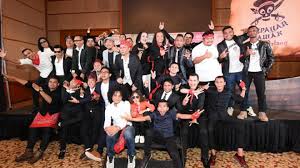 Bocey maharajalawak mega 2019 minggu 6 mp3 duration 7:12 size 16.48 mb / now production channel 3. Maharaja Lawak Mega 2017 Kembali Gamatkan Suasana Utusan Borneo Online