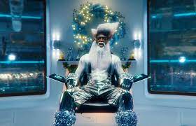 On december 24, 2220 santa nas x (lil nas x) prepares for his christmas routine of gift giving. Lil Nas X Transforms Into Futuristic Santa Claus In New Holiday Music Video Etcanada Com