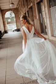 We did not find results for: Moderne Brautkleider Und Zweiteiler Fur Die Braut Schlicht Feminin Cool Zivil Hochzeits Kleider Hochzeitskleid Modern Braut