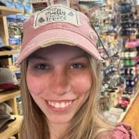 90+ "Carly Edwards" profiles