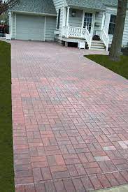 These include random course, stretcher bond, herringbone and other, which includes circles and octants. Red Charcoal Color Holland Paver Driveway Basket Weave Pattern Brick Paver Patio Brick Patios Patio