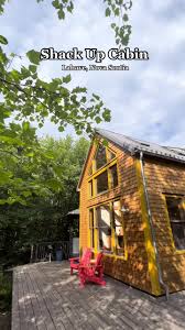 Run, don’t walk to book this cabin 😍 this was one of the nicest  accomodations I have ever stayed in! Follow @shackup