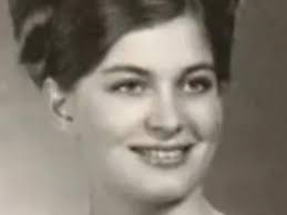 Fundraiser by Michelle McGowan : Beautiful Julie Life Celebration Expenses.