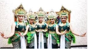 Tarian menyambut tamu agung dari bali. 5 Fakta Menarik Tari Bedoyo Wulandaru Tari Tradisional Khas Banyuwangi Surabaya Liputan6 Com