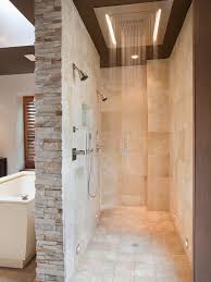 Untuk shower yang tertutup kaca atau gorden perlu ukuran setidaknya 90 cm x 120 cm. Desain Shower Kamar Mandi