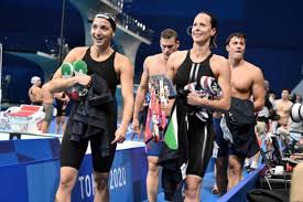 Un lampo azzurro illumina la notte dello stadio olimpico di tokyo, dove uno strepitoso marcell jacobs si qualifica per le semifinali dei 100 metri migliorando il suo record italiano. 1zejayezmcxpam