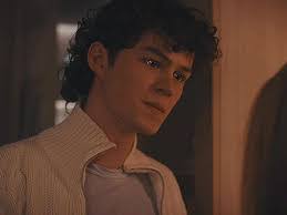 Zachary Briggs's Instagram, Twitter & Facebook