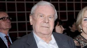 Kategoria grupuje biogramy artystów (aktorów, śpiewaków, tancerzy, muzyków, poetów i innych) zajmujących się kabaretemzobacz też: Wieslaw Golas Doznal Udaru 90 Letni Aktor Ma Problemy Z Mowieniem Magazyn Rmf Fm