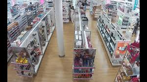 Ulta beauty (ulta) turned into ulta ugly almost overnight. Three Women Steal 11 000 Worth Of Products From Ulta Beauty In Suffolk 13newsnow Com