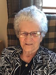 Theresa Mcinnis's Instagram, Twitter & Facebook