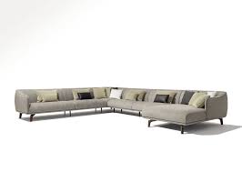 The backrest and armrests are in poplar multilayer while the padding is in soft goose down with inserts in. Corner Sofas Set Drive By Giorgetti