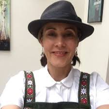 Fiona Powell (@Fionapowell10)