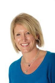 Louise Watson's Instagram, Twitter & Facebook