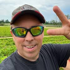 A "Story to Tell": Riley Taylor's Album Debut