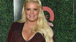 Jessica ann simpson (born july 10, 1980) is an actress, singer, and fashion designer. 45 Kilo Abgenommen Jessica Simpson Zeigt Sich Superschlank Promiflash De