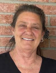 Debbie Dellinger's Instagram, Twitter & Facebook