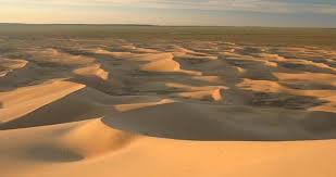 Top 10 Most Popular And Hottest Deserts In The World For More Click On An Image Top10 Mostpopular Hottes Deserts Of The World Desert Travel Largest Desert