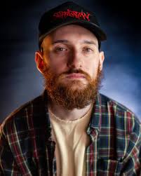 Such a fun day doing photos and headshots for my friend @victoriaroseedits  ! She's an amazing editor and writer. ✍️