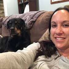 Lindsay Wenger's Instagram, Twitter & Facebook