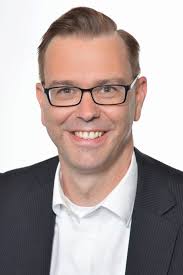 Dirk Strohmeyer's Instagram, Twitter & Facebook