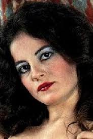 Laura Sands's Instagram, Twitter & Facebook