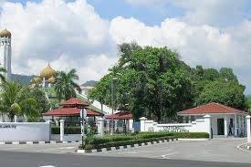 Student admission unit academic management division, registry, chancellory building, universiti sains malaysia, 11800 penang, malaysia. Universiti Sains Malaysia Ranking Courses Fees Entry Criteria Admissions Scholarships Shiksha
