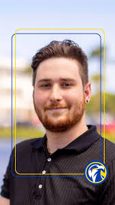 It's Photo Friday! Please enjoy these images from around campus this week📸  -Chemistry Class 👩‍🔬 -Dr Moore with members of the US Coast Guard -Rudy  Cheung receives a faculty of the month