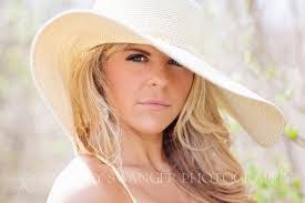 Ashley Swanger's Instagram, Twitter & Facebook