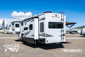 Shop new grand design solitude fifth wheels for sale at camperland of oklahoma in tulsa. For Sale New 2021 Grand Design Solitude 310gk 5th Wheels Voyager Rv Centre