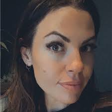 Krista Gallo's Instagram, Twitter & Facebook