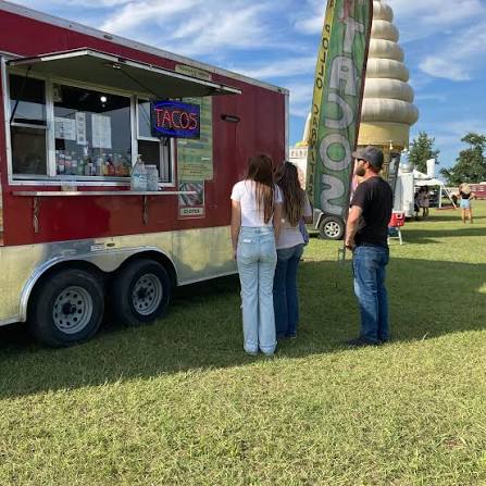 Taquería El Arroyo food truck — Mexican restaurant food truck in Fayetteville, North Carolina