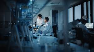Career In Biochemistry: Courses, Syllabus, Jobs & Scope - Leverage Edu