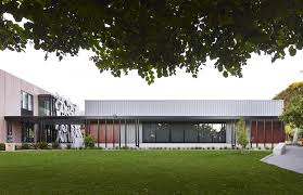 Newman Theatre Wilderness School By Grieve Gillett Andersen Architects Adelaide South Australia Photo Education Architecture Cultural Architecture Architect