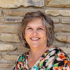 Diane Alderman's Instagram, Twitter & Facebook