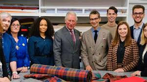 L'erede al trono britannico trascorrerà la giornata a buckingham palace, circondato. Partnership Fra La Fondazione Del Principe Carlo E Yoox Di Federico Marchetti Per Nuovi Giovani Talenti Ravennanotizie It