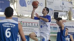 Από δήμιος του αοκ στο τιμόνι του ιωνικού. Trelo Rekor Sto Ellhniko Mpasket 197 Pontoys O Diasthmikos Iwnikos Fonien Gr