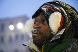 Powerful storm hits Southern California, flooding motorways