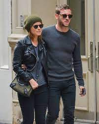Kate Mara Photos Photos Couple Kate Mara And Jamie Bell Have A Date In Nyc Kate Mara Jamie Bell Celebrity Street Style
