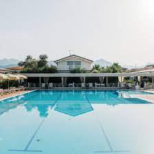 Via lungomare roma 15, 55045. Vacanze A Marina Di Pietrasanta Bagno Roma Fiumetto