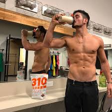 Pagespublic figureartistfreddy krave photographyvideoshottie dancing to my song claryta. Dancing With The Stars Hottie Alan Bersten Sweeps Us Off Our Feet Newnownext Dancing With The Stars Alan Hot Pants