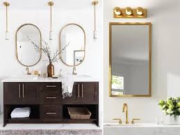 Una tra le scelte per illuminare il bagno che sono andate affermandosi col passare degli anni è rappresentata dalle luci per lo specchio. Come Illuminare Il Bagno Una Piccola Guida