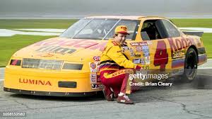 Image result for Daytona Yellow 1994 Reliant