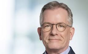 Thomas Karst's Instagram, Twitter & Facebook