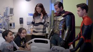 Jackson, jake gyllenhaal and others. Spider Man Far From Home Cast Visits Children S Hospital Los Angeles