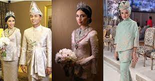 Tengku ilyana tengku abdull juga dikenal sebagai sosok yang cukup aktif di media sosial, sama halnya dengan kakaknya tengku puteri iman afzan. Foto Imbas Kembali Majlis Keraian Resepsi Anak Gadis Julia Rais Tengku Puteri Iman Afzan Neelofa Jadi Tumpuan Soya Lemon